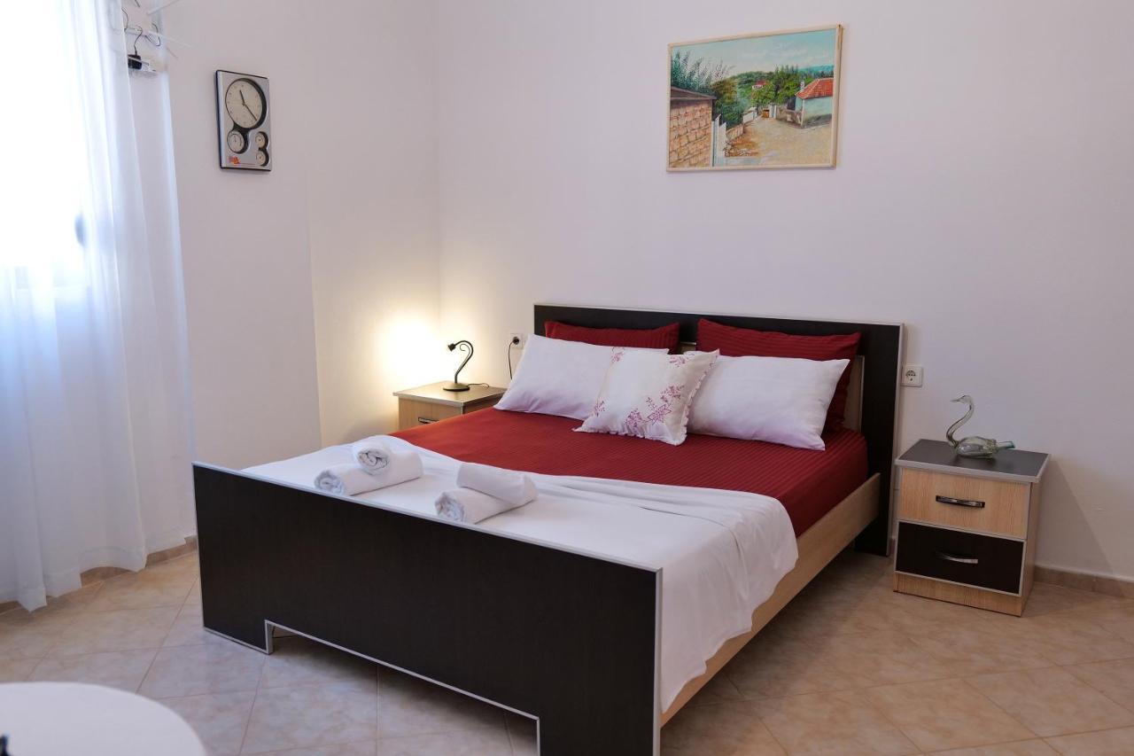 Villa Seventh Heaven Sarande Exterior photo