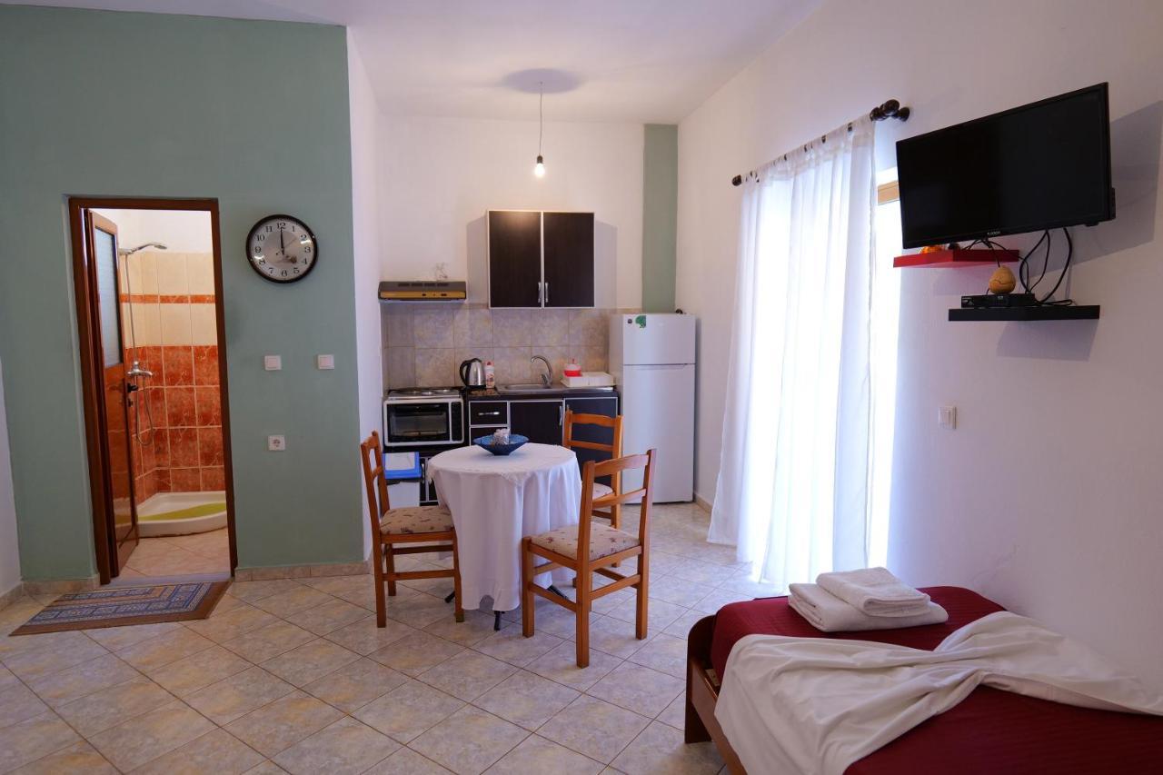 Villa Seventh Heaven Sarande Exterior photo